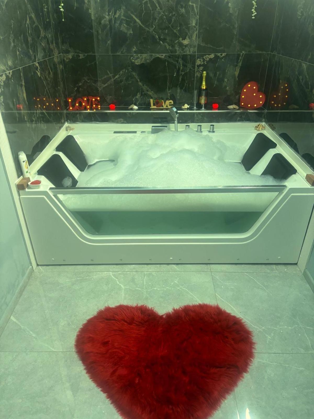 Casa vacanze Sp Luxuryroom Aeroporto di Catania Fontana Rossa